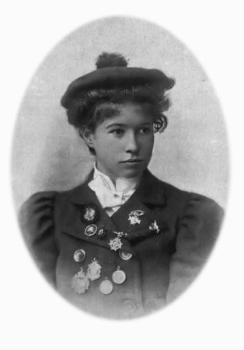 Portrait Gertrude Rodda